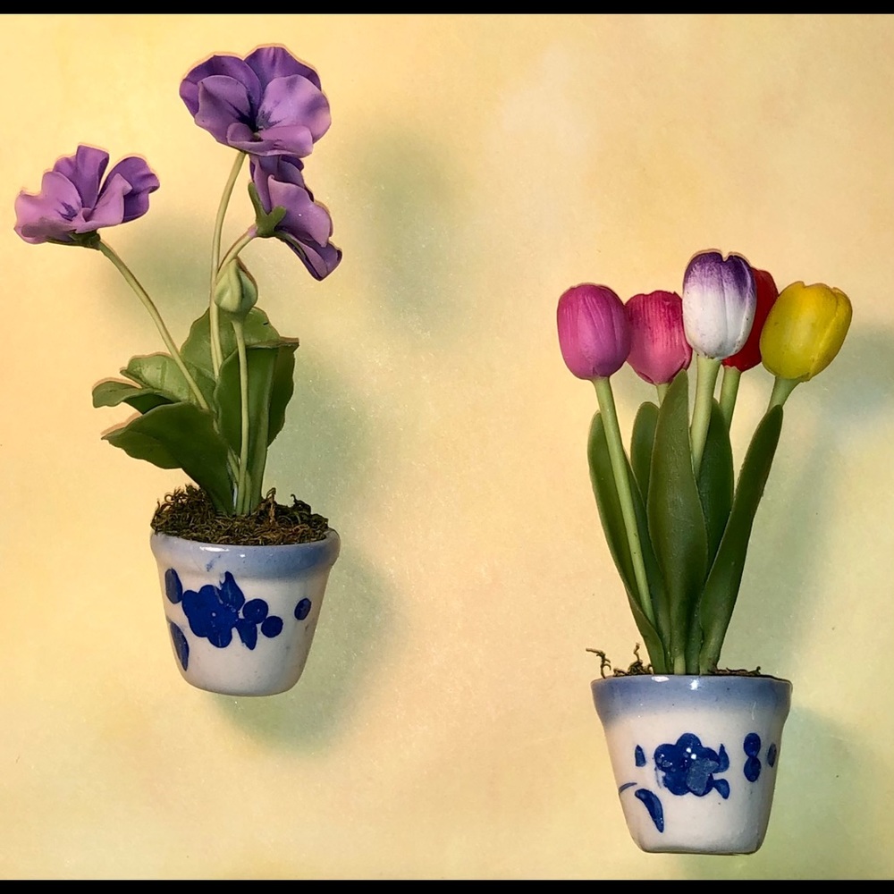 Miniature flowers, handcrafted polymer clay.